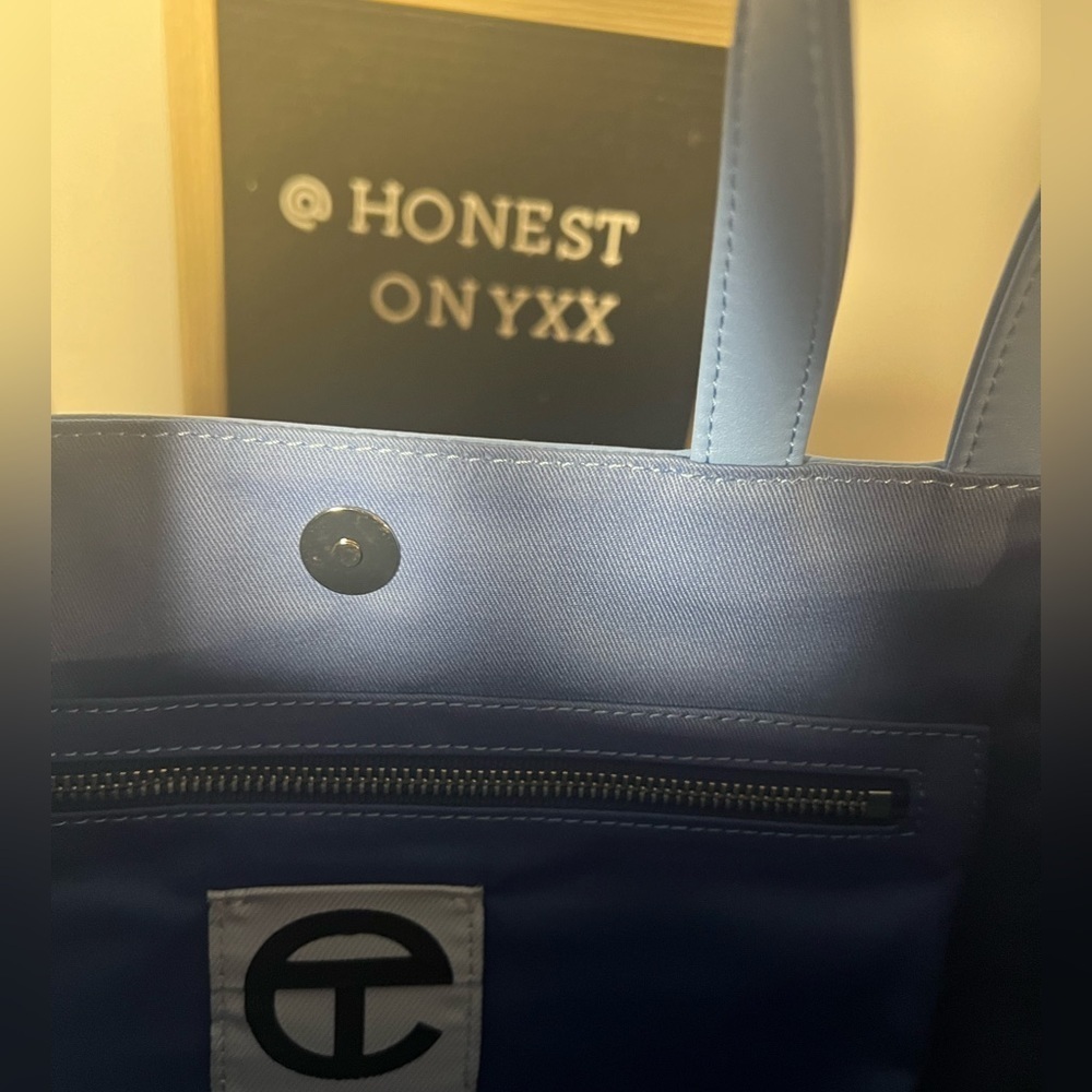 Medium Cerulean Telfar - Picture 9 of 9